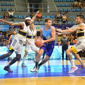 La Unión le ganó a Boca con corazón y Guerra